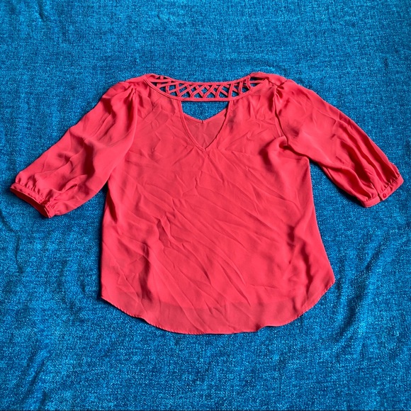 Keyhole Back Blouse - Picture 2 of 2